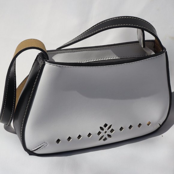 Vintage white mini Shoulder bag - Picture 5 of 5